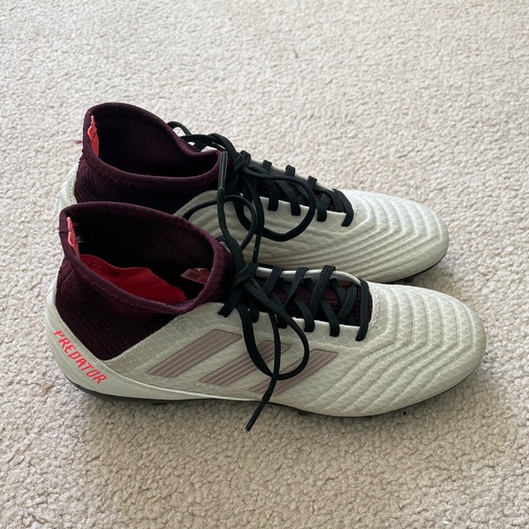 Adidas Predator Soccer Women’s Cleats - Picture 1 of 5